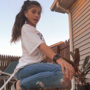 Meet your Posher, Andriana